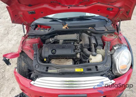 2013 Mini Hardtop Cooper z USA, uszkodzony, nr VIN WMWSU3C50DT677234